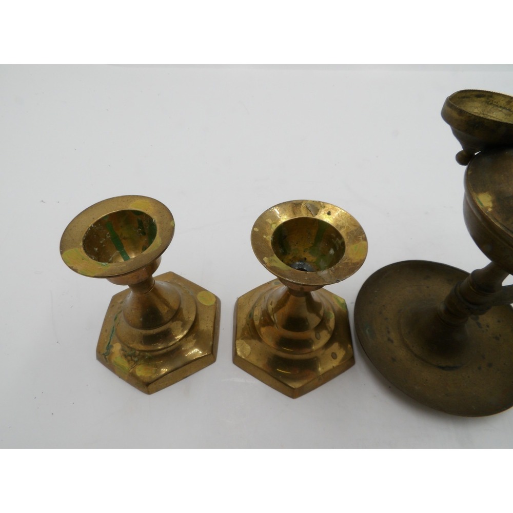 5 Small Brass Candle Holders and Brass Whale Oil Lamp - Picture 7 of 7